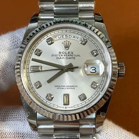 超人気Rolexコピーデイデイト 36mm シルバー 118239A-1