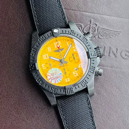 最高級新作ブライトリング アベンジャー ハリケーン 12H 45 XB0180E41I1W1