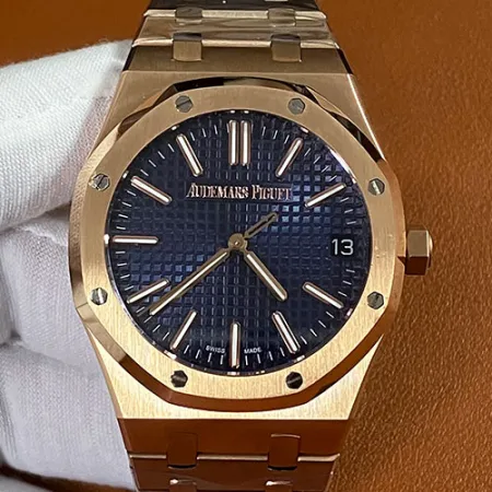 最高級のスーパーコピー時計オーデマピゲ ロイヤルオーク モデル 15510OR.OO.1320OR.01