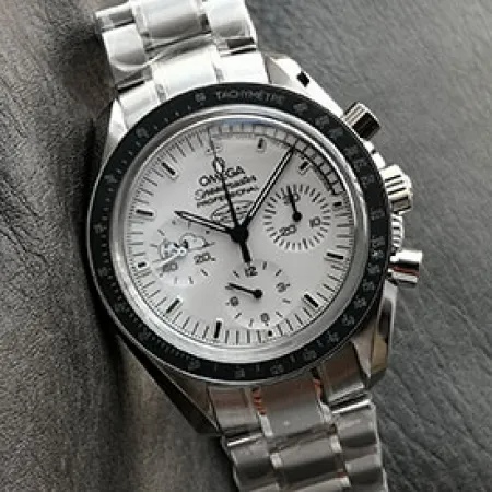 最新Omegaコピー スピードマスター スヌーピー アワード アポロ 45周年記念 311.32.42.30.04.003.1