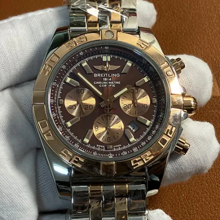 2023最完璧ブライトリングスーパーコピー時計 クロノマット44 搭載CB011012/B957