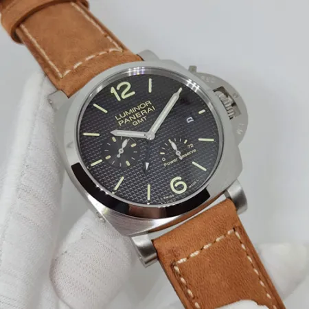 パネライコピー腕時計 ルミノール 1950 3デイズ GMT アッチャイオ パワーリザーブ メンズ PAM00537