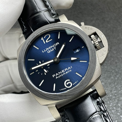 新作パネライスーパーコピー時計 VS製 ルミノール GMT 自動巻き PAM01279-1