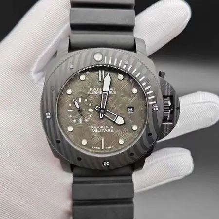 パネライコピーn級 サブマーシブル マリーナ ミリターレ PAM02979 カーボテック 47mm