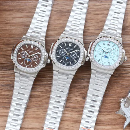 最新作のパテックフィリップ ノーチラス多機能メンズコピー腕時計 34512