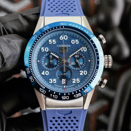 タグ・ホイヤーブランド偽物カレラ シリーズ スポーツ クロノグラフ ストップ時計 423601