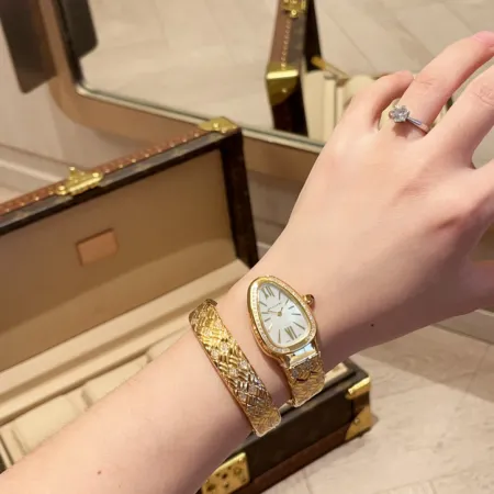 ブルガリ時計スーパーコピーの2024年新作プリズムアート BV65022