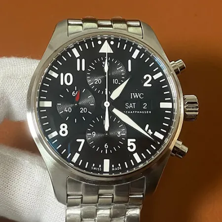 IWCスーパーコピー時計インターナショナルウォッチカンパニー パイロットクロノグラフ ブラック IW377710