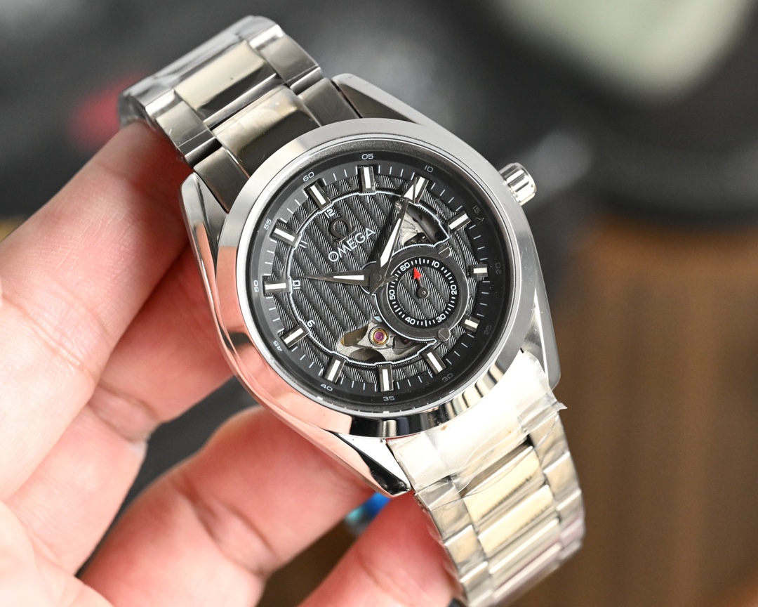 日本最大級オメガ精巧なメンズ6色スーパーコピー偽物時計 119135