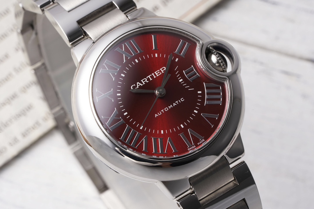 カルティエ ブルーバルーンシリーズコピーの新作腕時計 168923