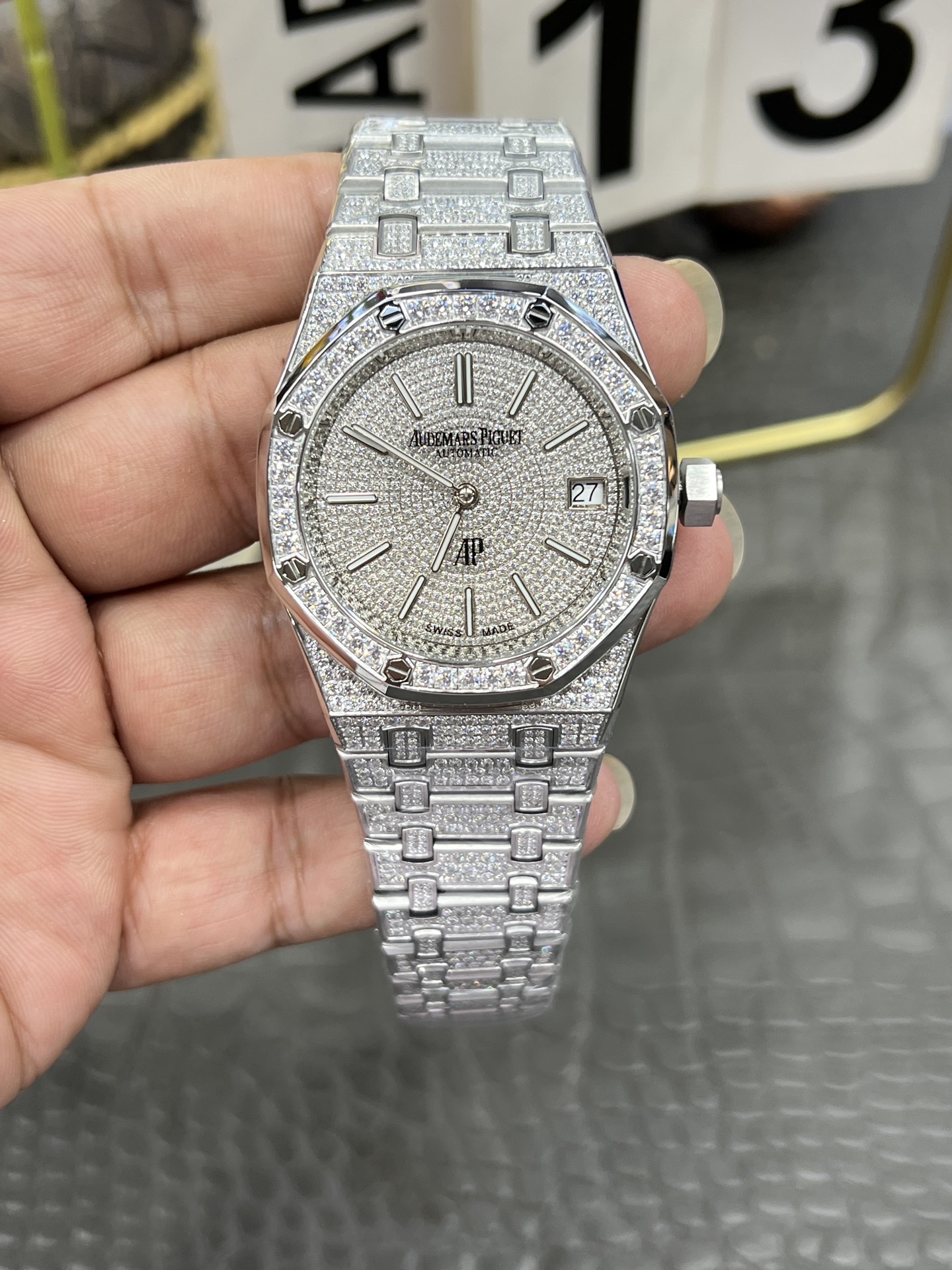 2025新品コピーオーデマピゲロイヤルオークフルダイヤモンドコレクション全自動機械 172276