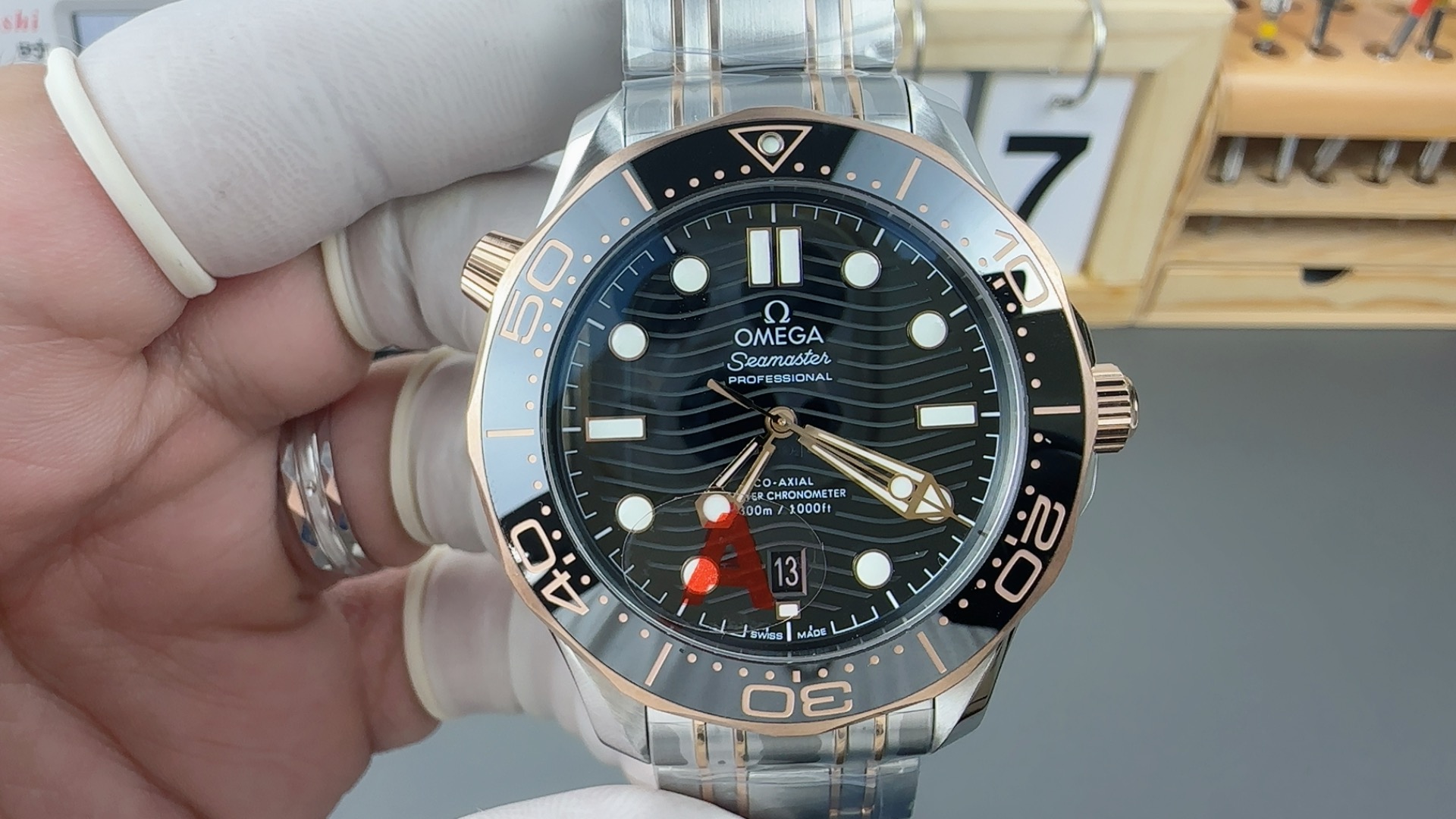 オメガコピーそ優れた品質8800一体型ムーブメントを搭載した新しいシーマスター300m 173290