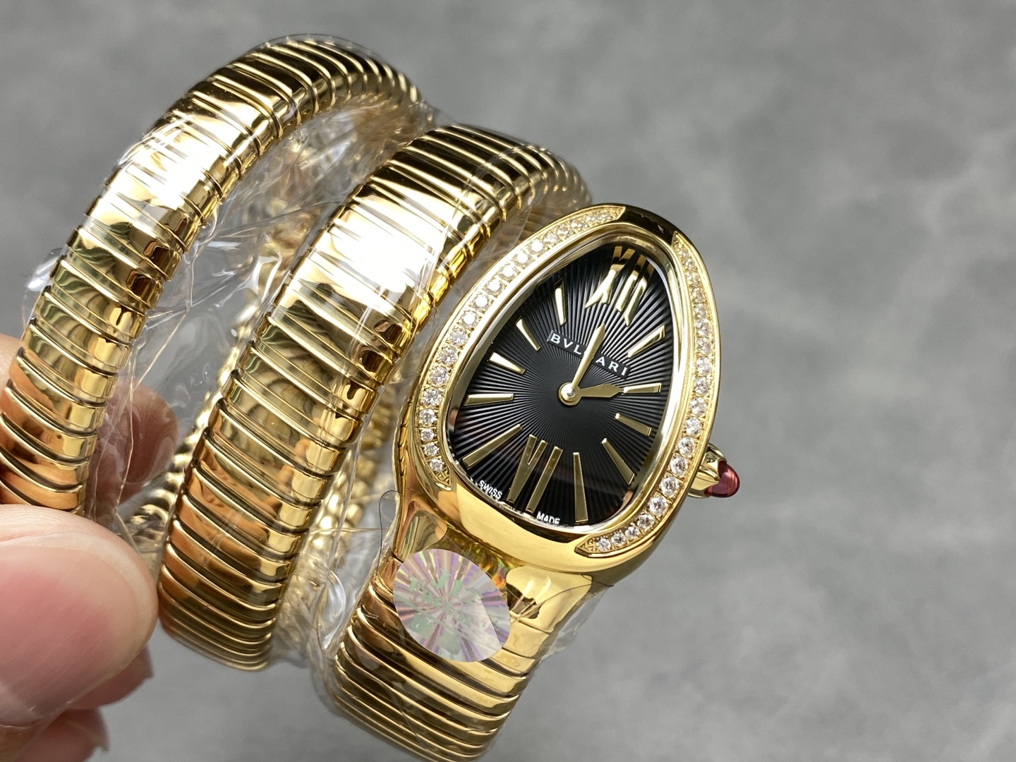 新作ブルガリ女性蛇形スーパーコピー時計 174086優れた品質