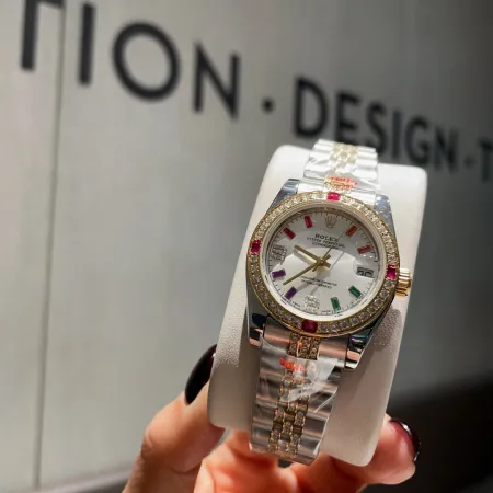 非常に成功のロレックス女性時計コピーデイトジャストシリーズ 5647-1