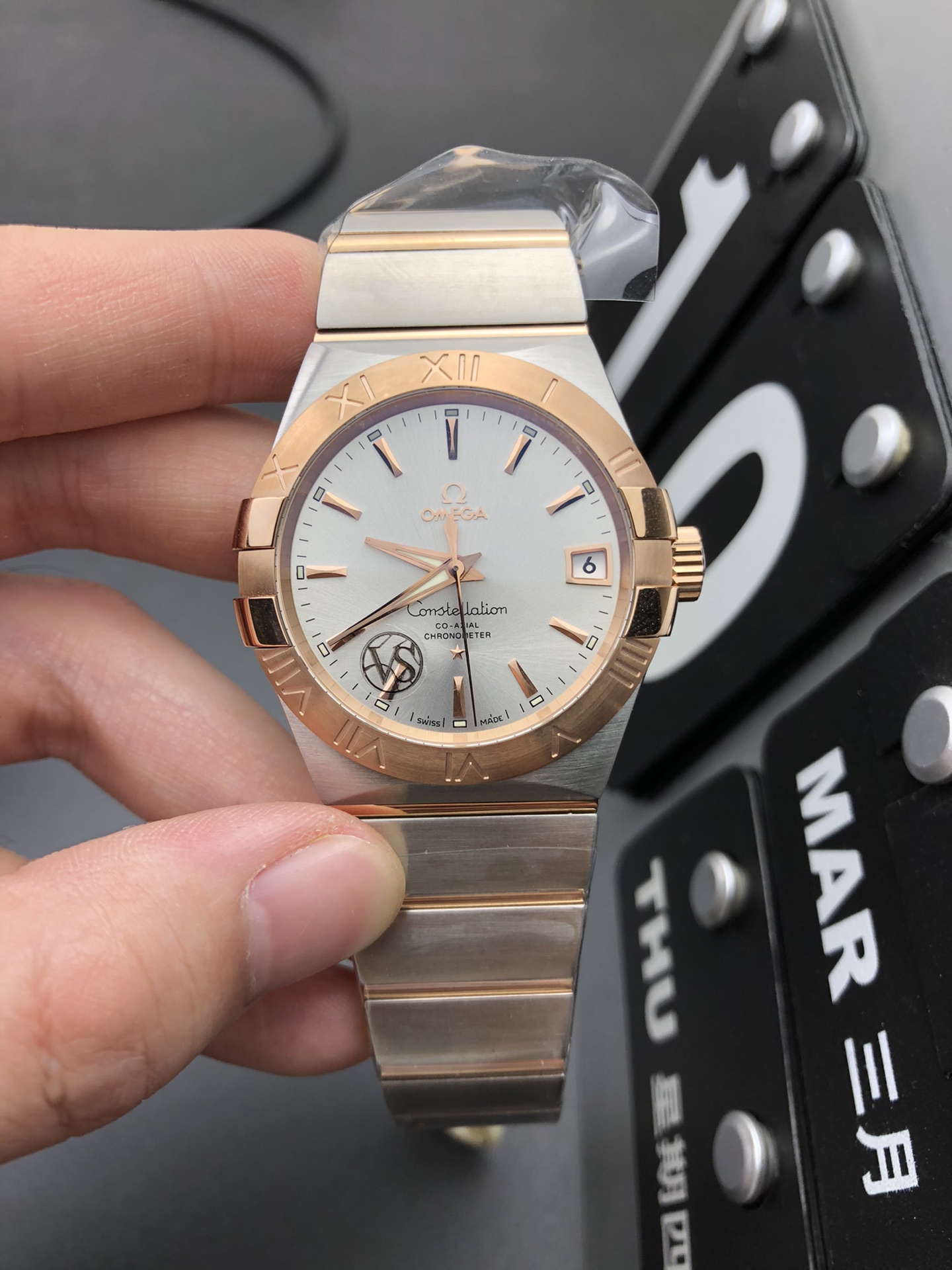 VSファクトリー製2026新作オメガコピー時計コンステレーション123.20.38.21.02.004サンバースト文字盤