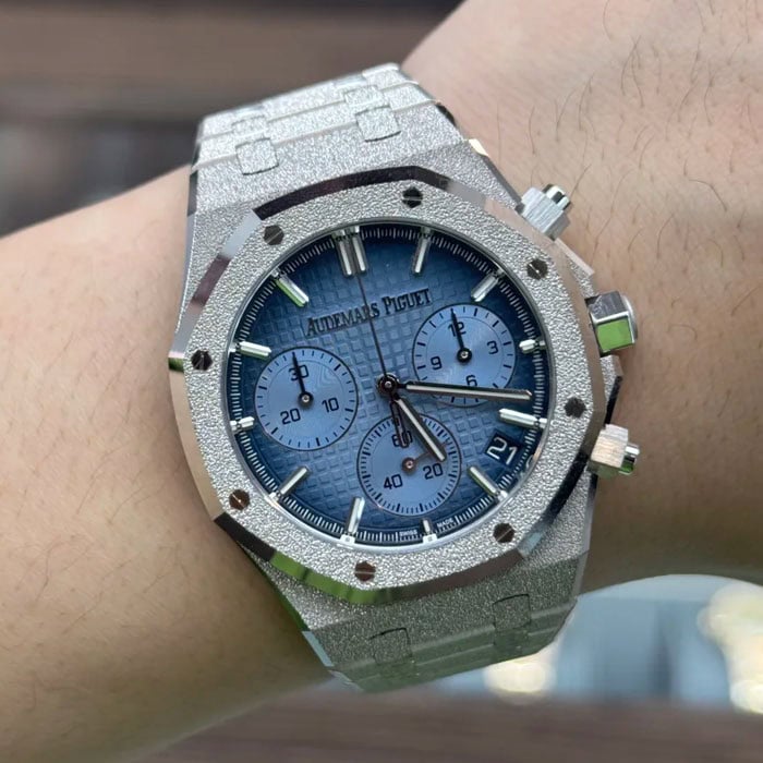 新商品限定スーパーコピーオーデマピゲ腕時計激安ロイヤルオーク 26240BC.GG.1324BC.02