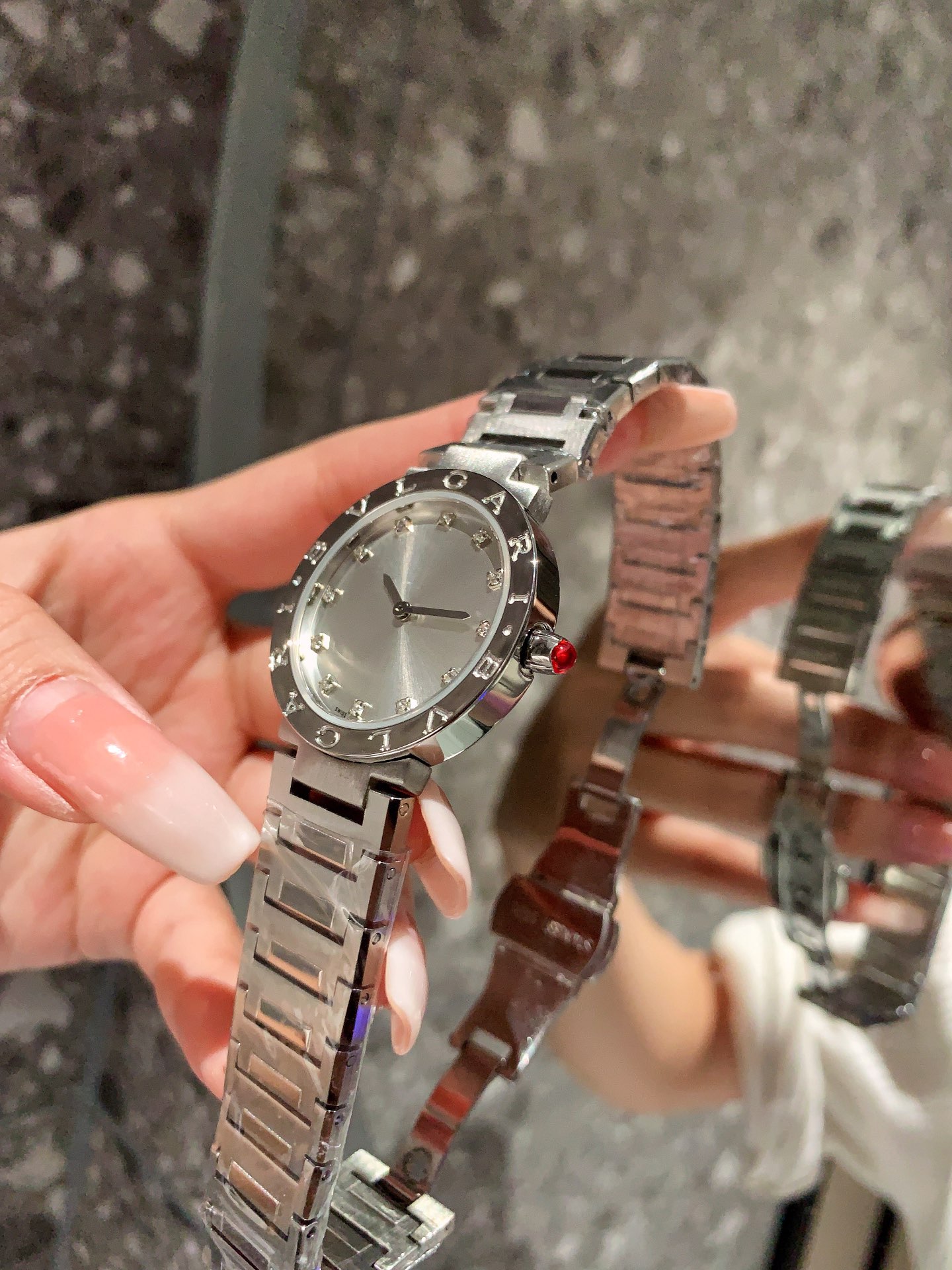 2023ブルガリコピー時計の女性用クォーツの新モデル 15278-320[3]