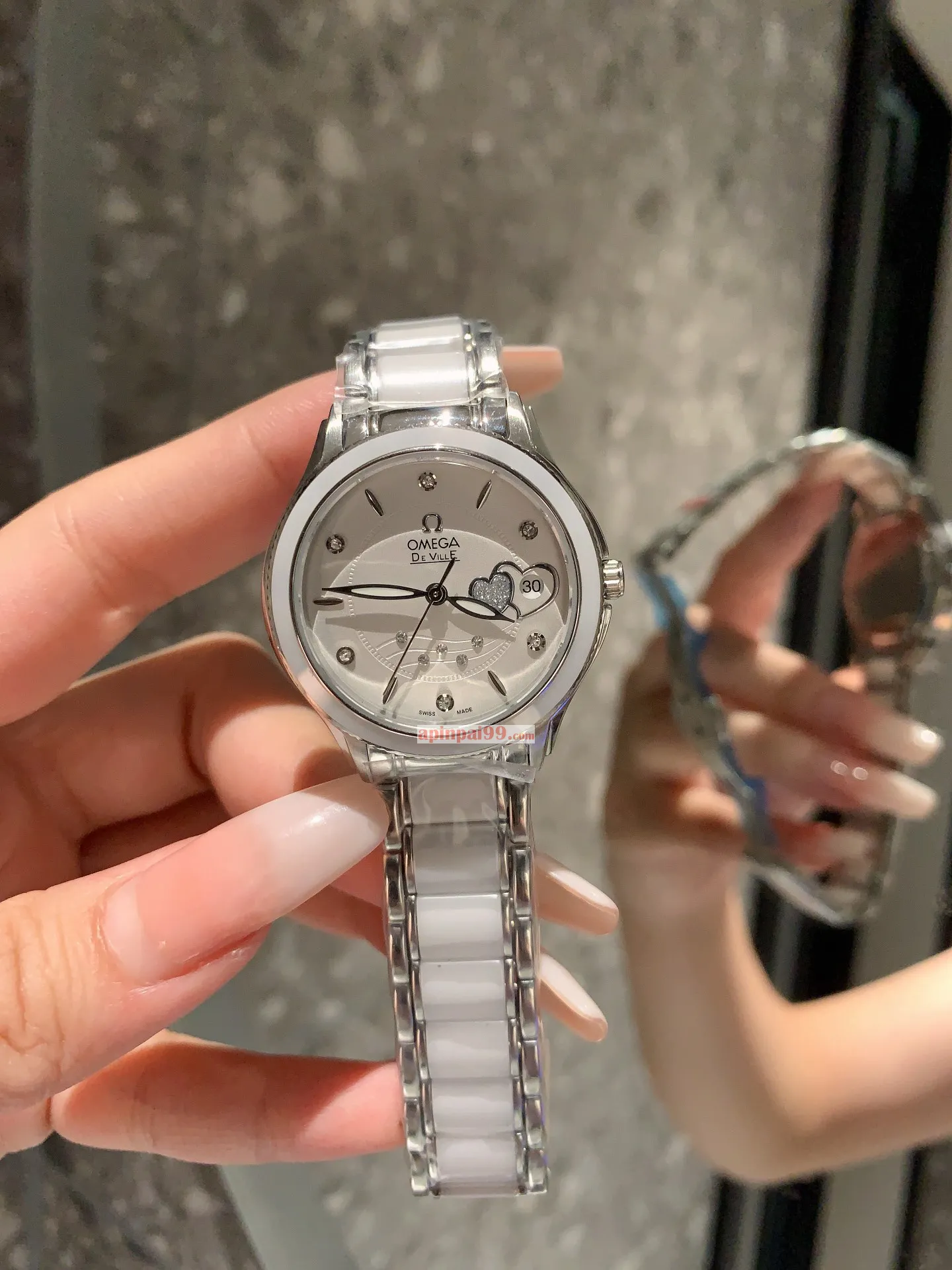 2023新品オメガのレディース腕時計 25-660-714[1]