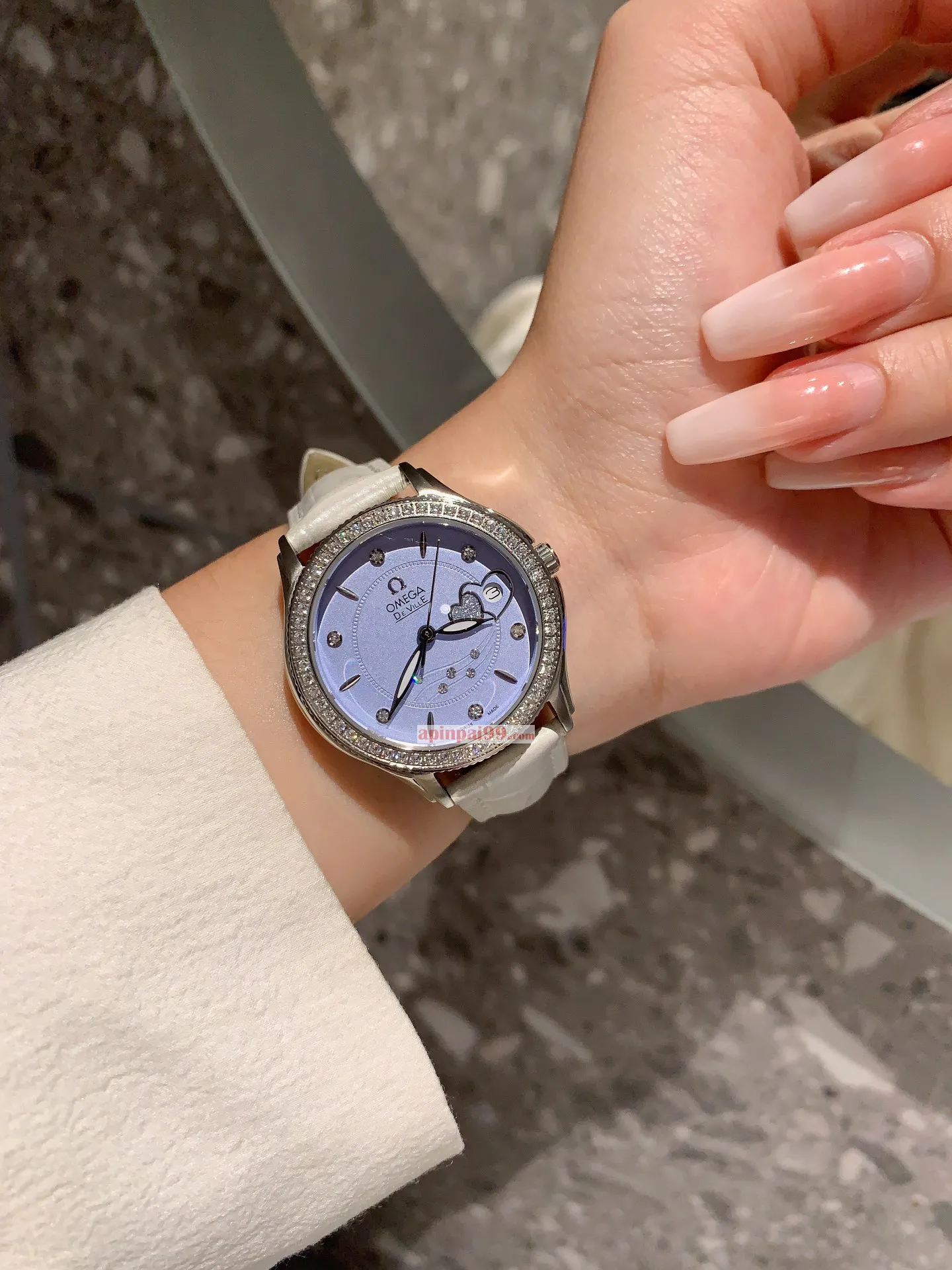 人気のブランドオメガのレディースコピー腕時計 102-756-36