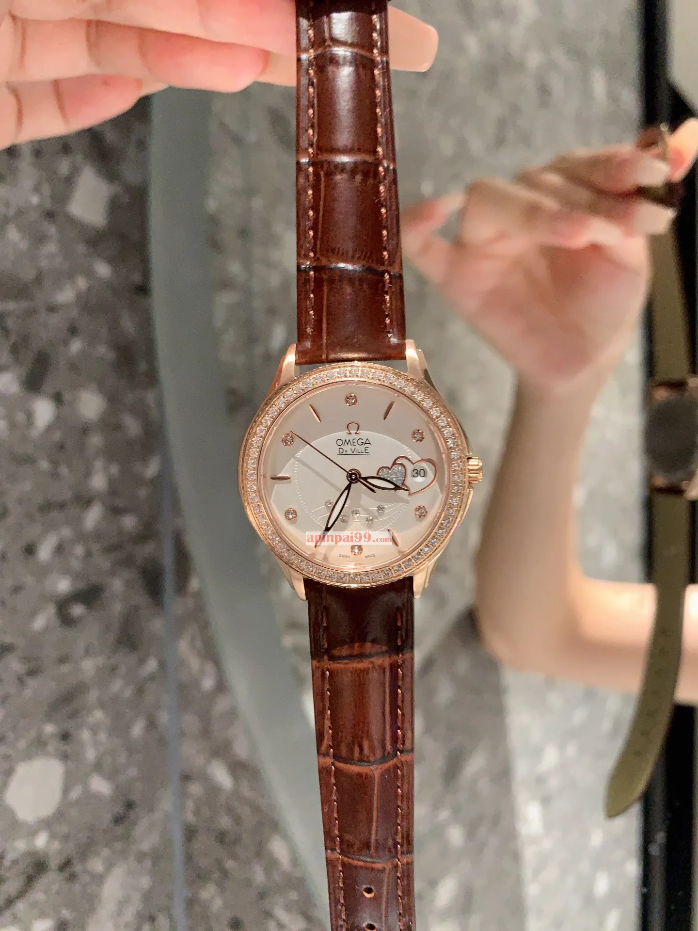 人気のブランドオメガのレディースコピー腕時計 102-756-36[5]