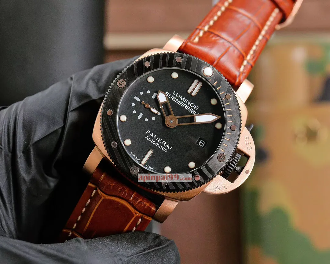 パネライブランドスーパーコピー腕時計 カーブコートガラス全自動機械 PAM30256[1]