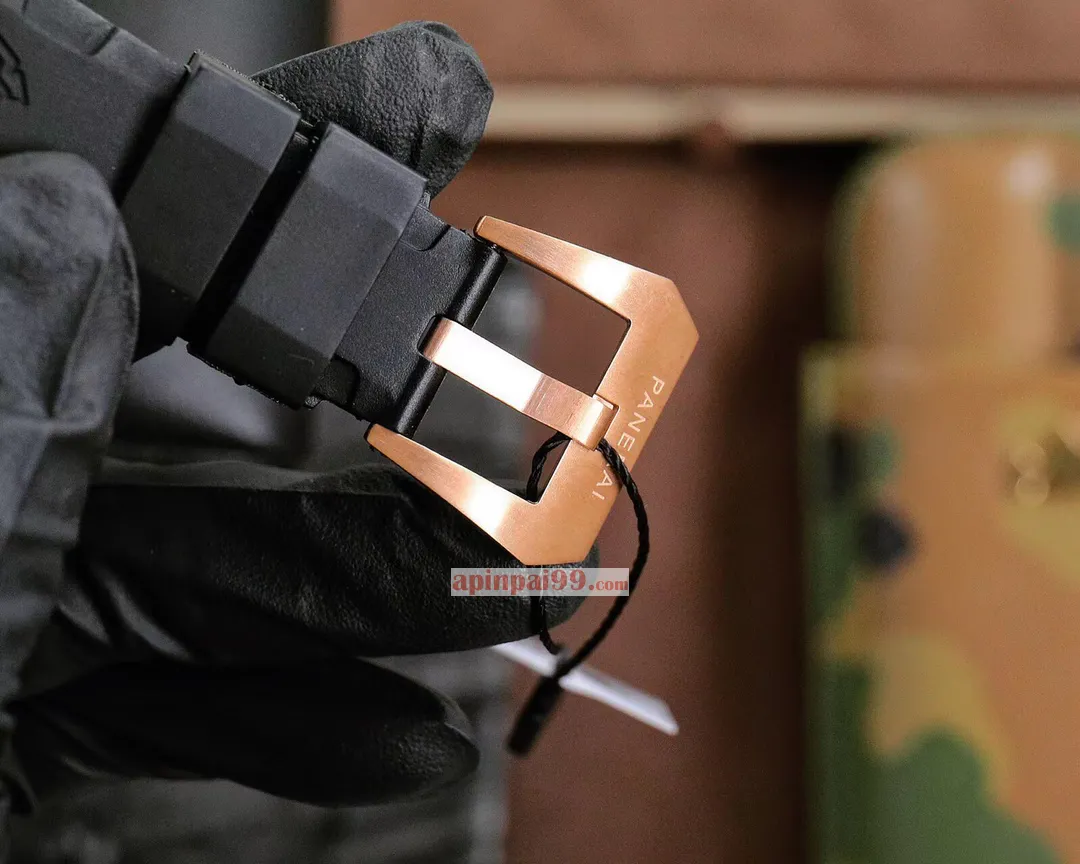 2023人気パネライ カーブ コーティング ガラス時計 PAM1023[7]