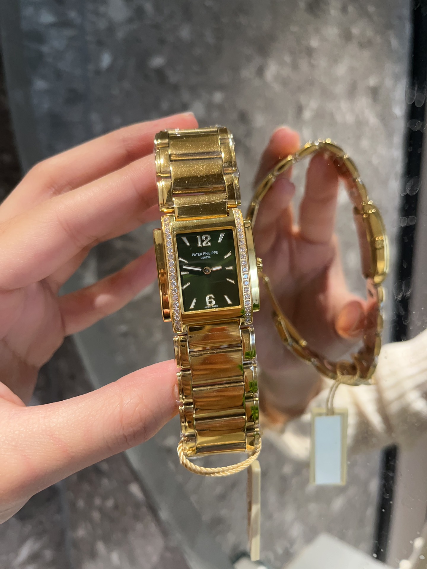 パテック フィリップの女性用スーパーコピー腕時計 4906/11R-020[4]