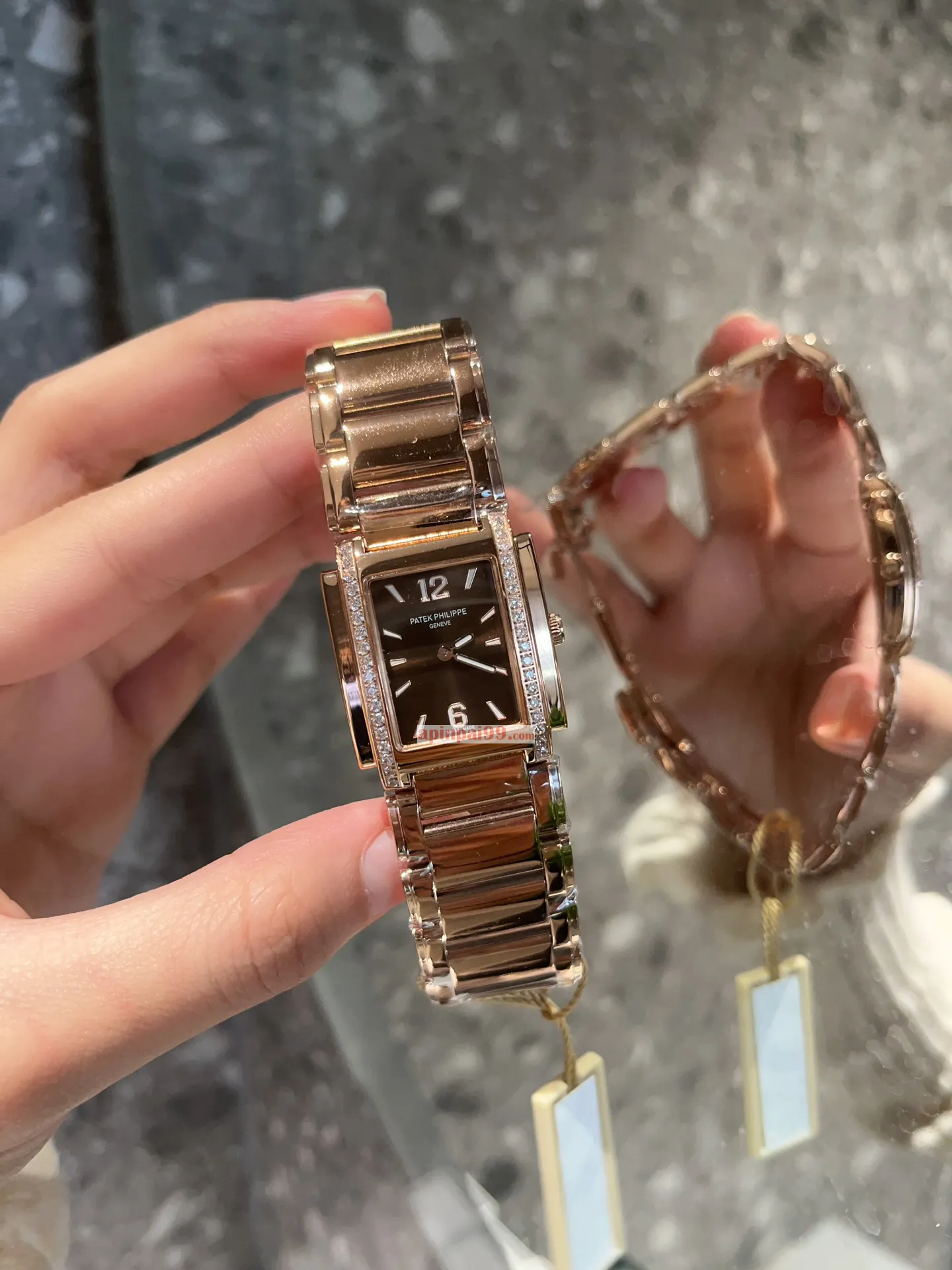 高品質のブランドコピーパテックフィリップの時計女性用 4906/11R-030