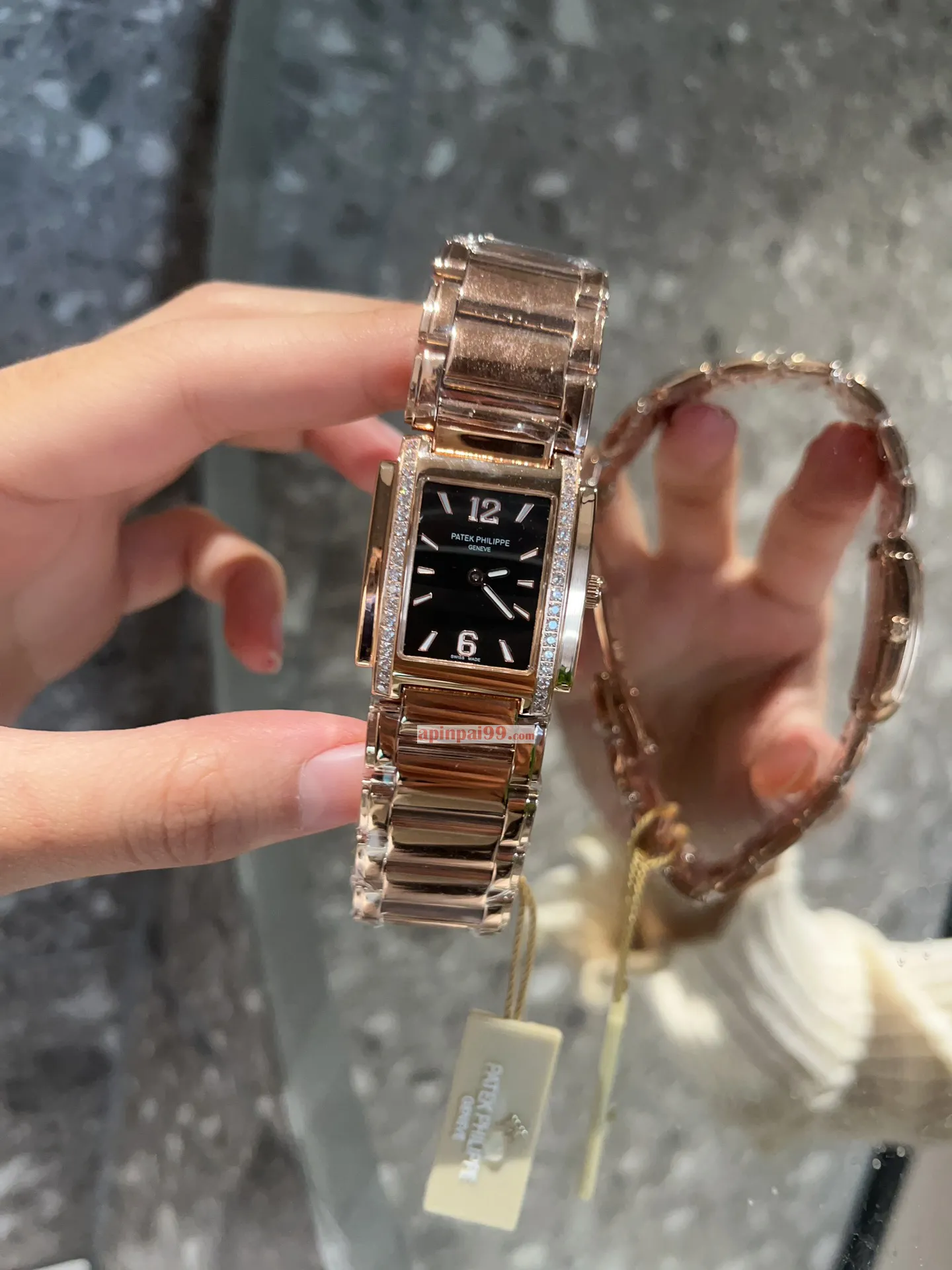 高品質のブランドコピーパテックフィリップの時計女性用 4906/11R-030[2]