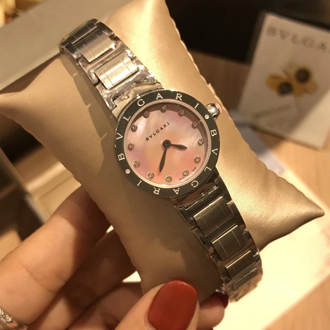 ブランドスーパーコピー腕時計ブルガリ ホワイト マザー オブ パール ダイヤル レディース シリーズ 1527863[1]