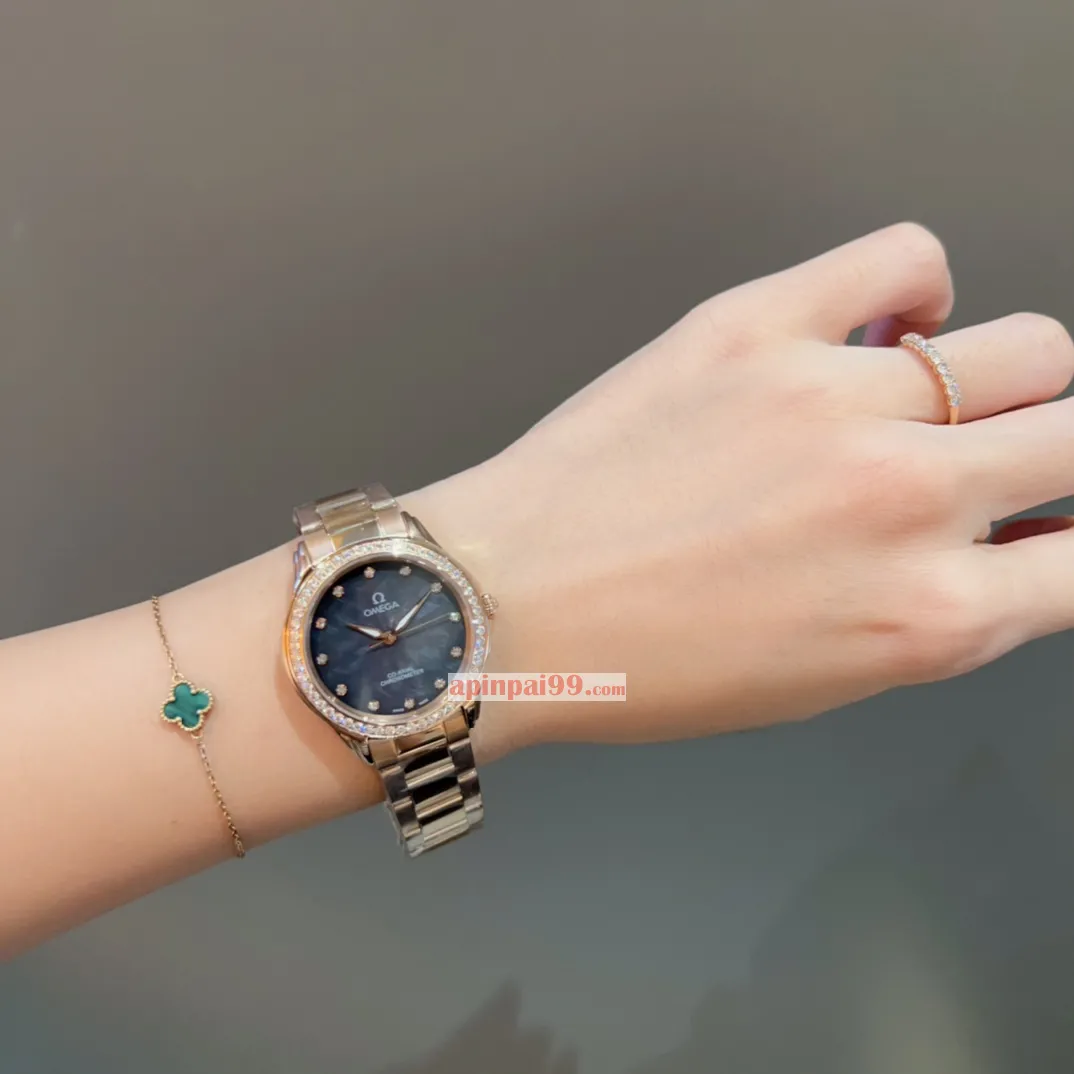 2023オメガの高級婦人時計 サファイアアンチグレアガラス 235.50.666.014[1]