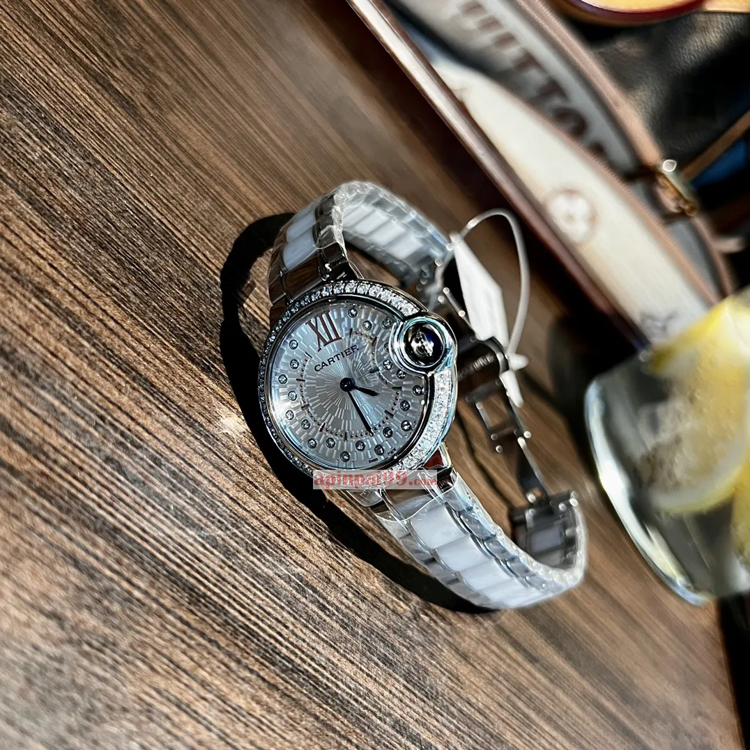 カルティエコピーの新作時計 魚眼ガラス ブルーバルーン WE007821[4]