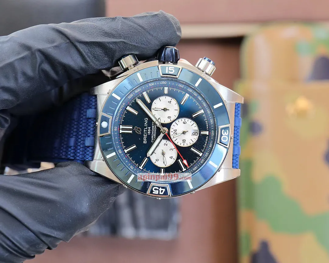 ブランドブライトリングスーパーコピー機械式パワー時計偽物 31502BL549[2]