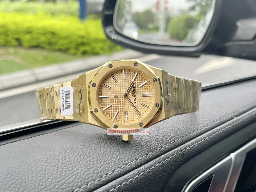 2024オーデマピゲ時計n級のロイヤル オーク シリーズのベーシックモデル 7410GB369[1]