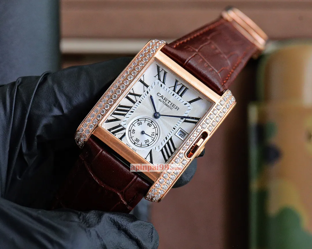 カルティエの有名なコピー時計タンクシリーズ WT300586[2]