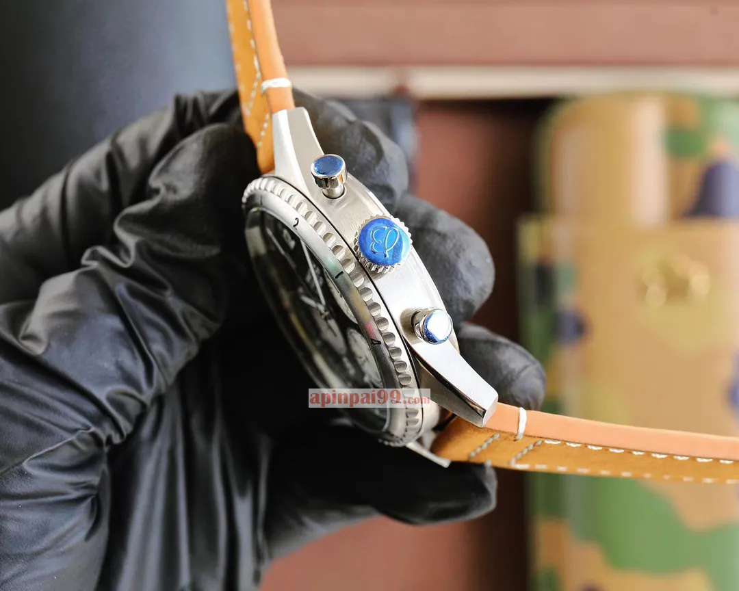 高級通販！ブライトリングコピー ナビタイマー多機能クォーツB229200[3]