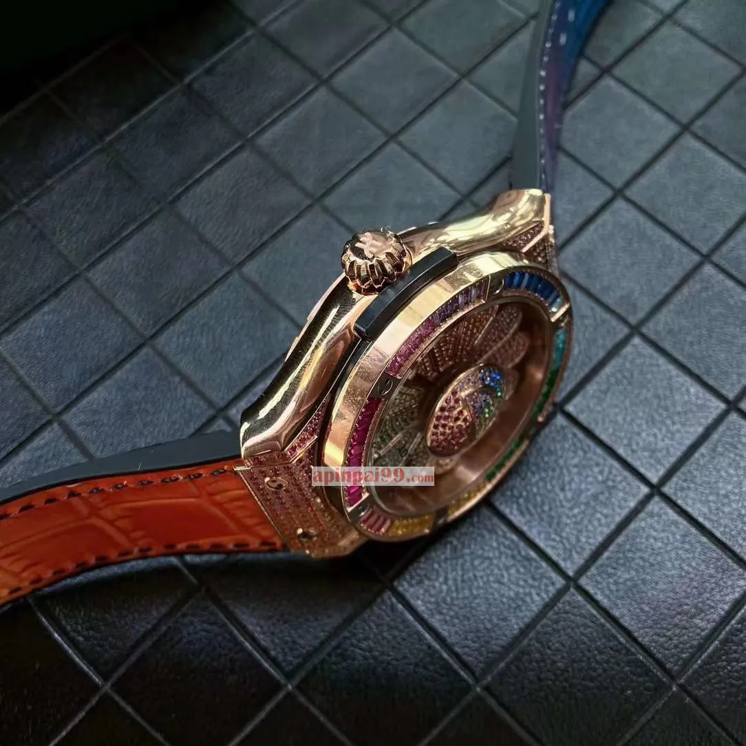 高品質のウブロ サンフラワー シリーズコピー時計 507.CX.9000