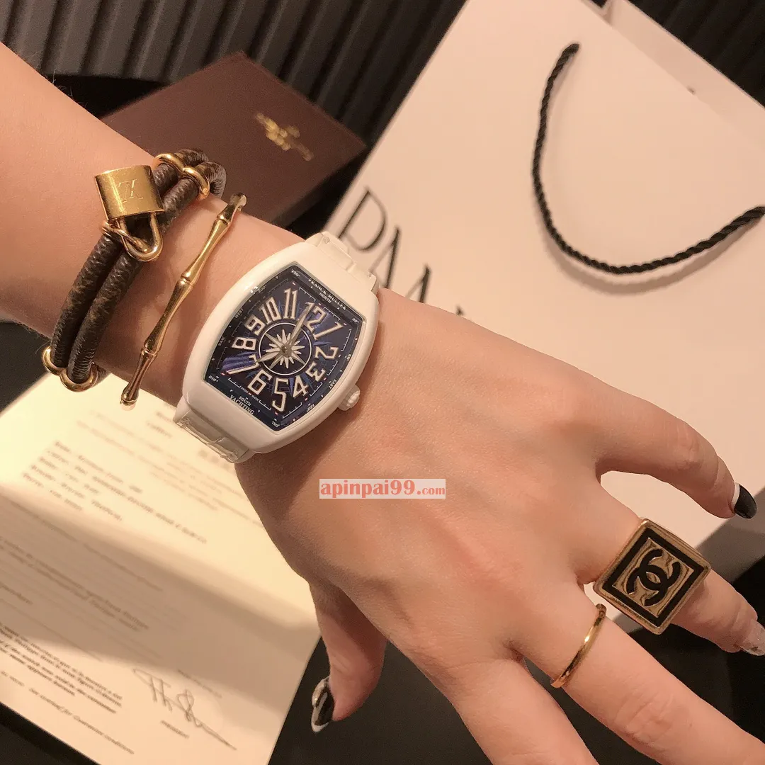 最新のABFフランクミュラースーパーコピー V32セラミックグレーズシリーズ M100897[4]