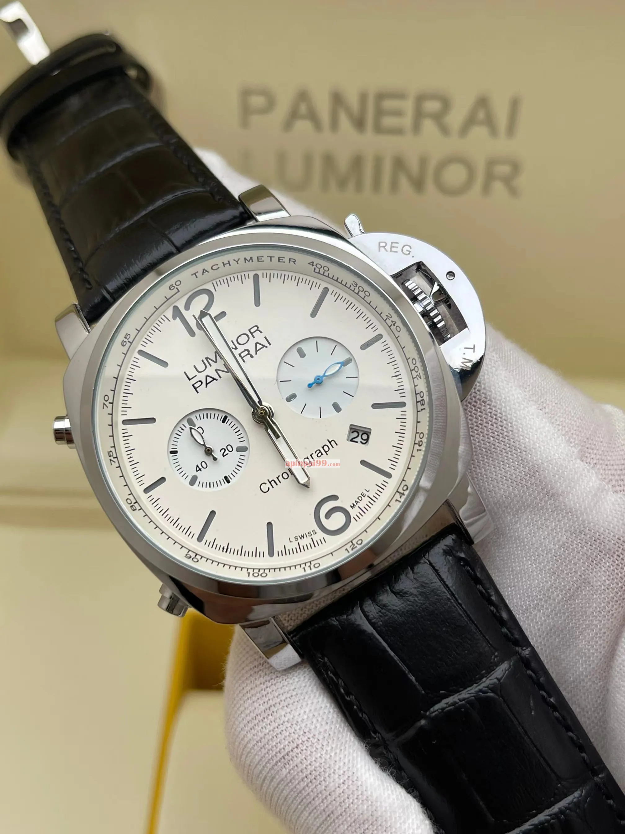 人気パネライ メンズスーパーコピー時計 スーパールミナス PAM22053[2]