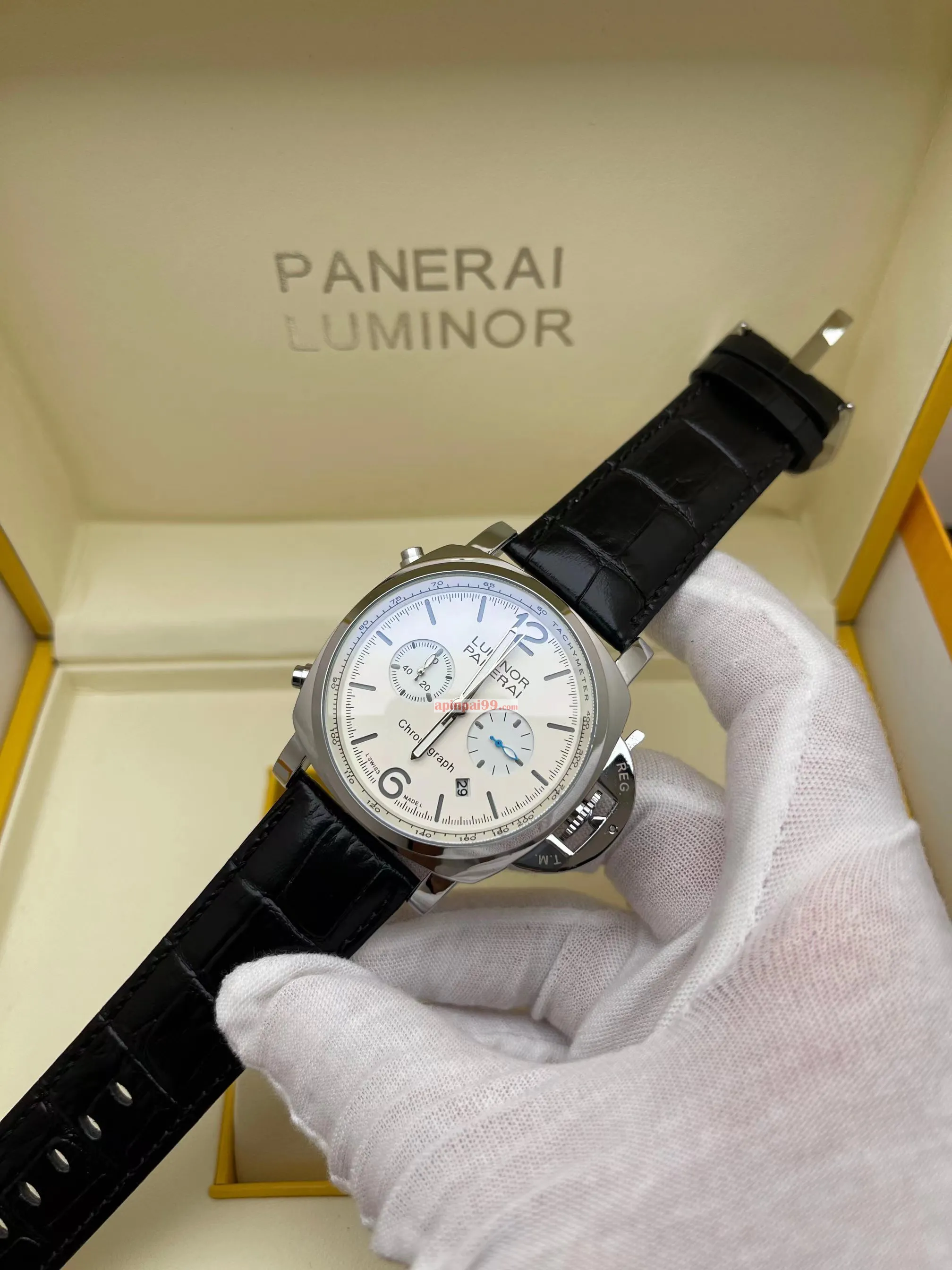 人気パネライ メンズスーパーコピー時計 スーパールミナス PAM22053[3]