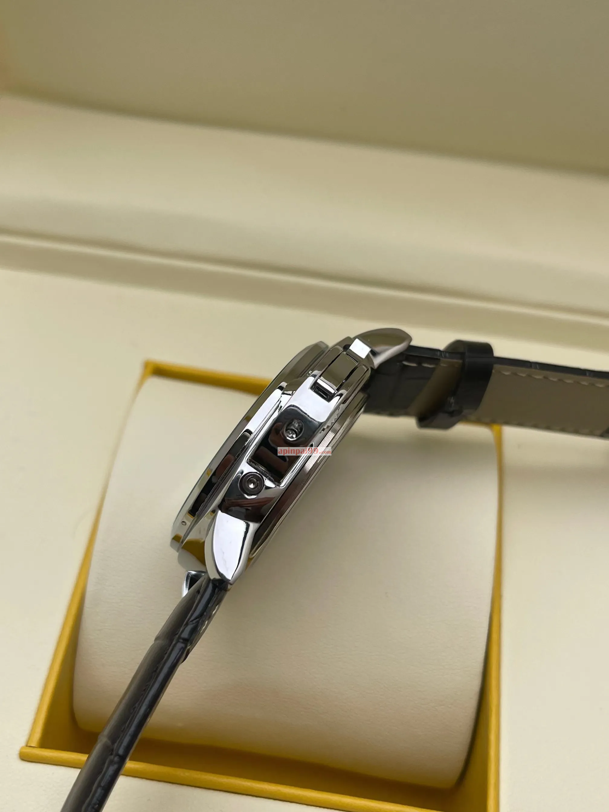 人気パネライ メンズスーパーコピー時計 スーパールミナス PAM22053[6]