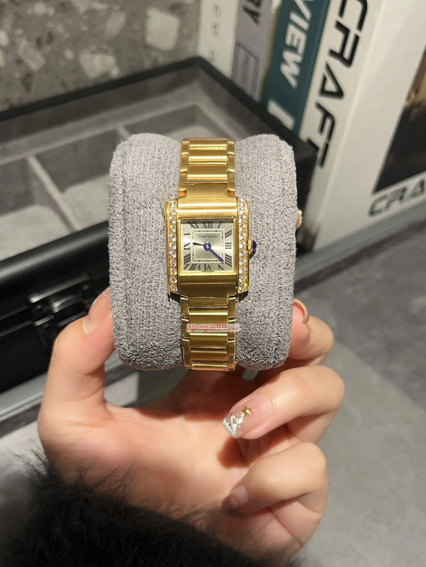 カルティエスーパーコピー新作時計 フレンチタンクシリーズ タンクフランセーズ WS23505[2]