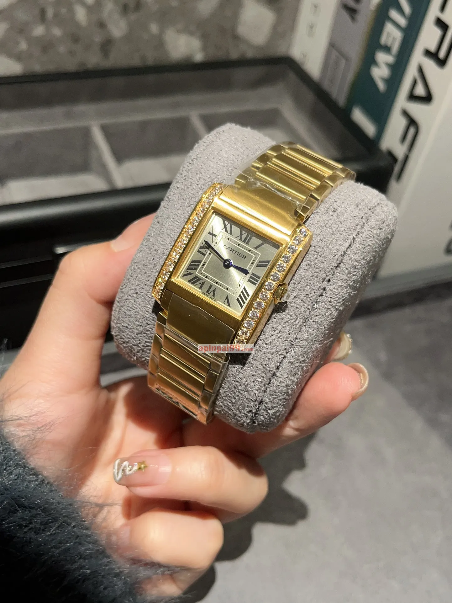 カルティエスーパーコピー新作時計 フレンチタンクシリーズ タンクフランセーズ WS23505[4]