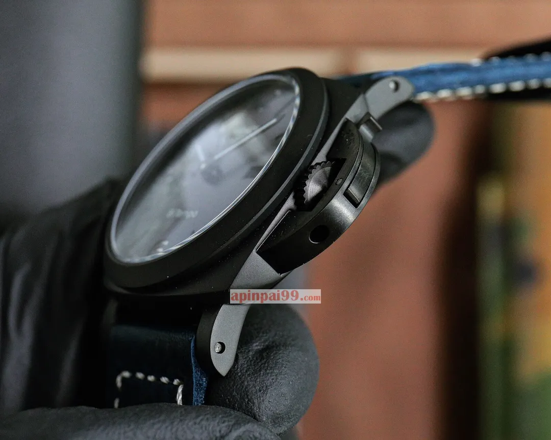 最完璧パネライスーパーコピー時計n級 サブマーシブル BMG-TECH™ ─ 44mm サブマリーナー メタル ガラス PAM710256[4]