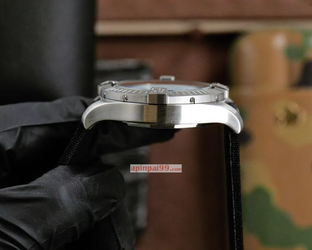 新款ブライトリング アベンジャーズ シリーズ全自動機械コピー時計 AB50047[5]