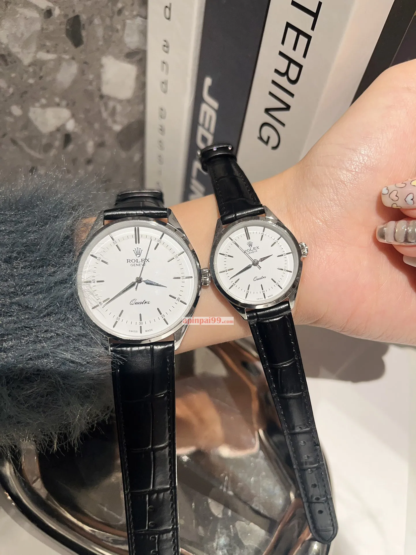 大人気ロレックスコピーのカップル時計 41085[5]