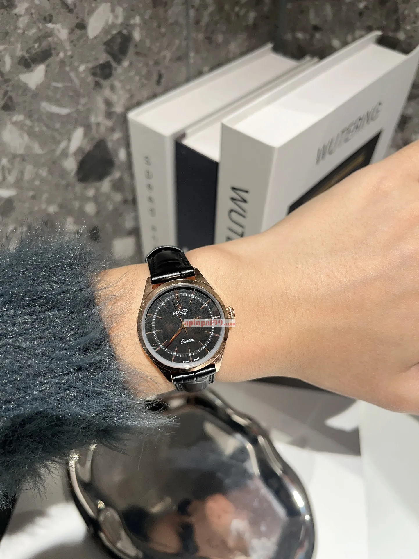 大人気ロレックスコピーのカップル時計 41085[6]