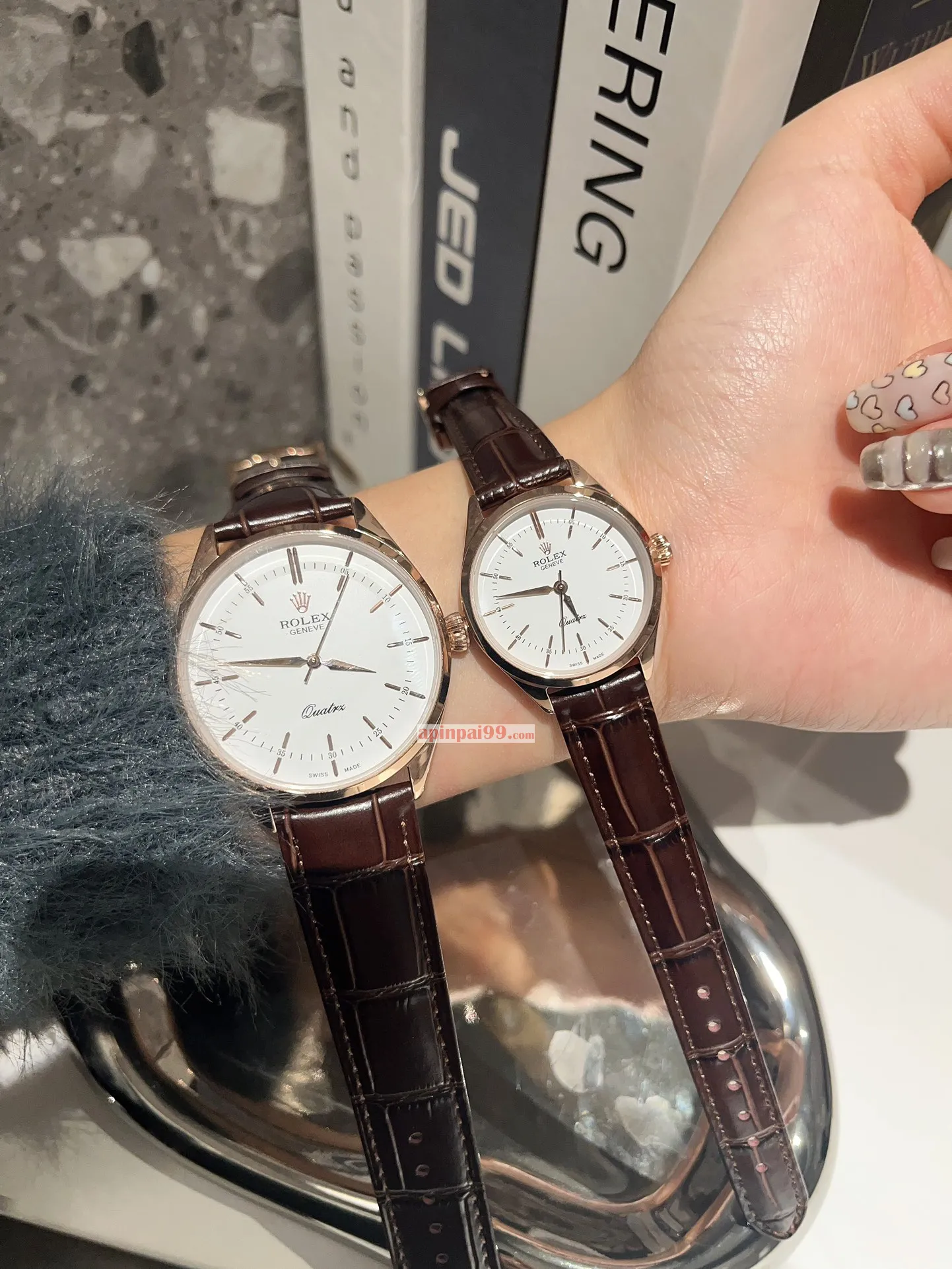 大人気ロレックスコピーのカップル時計 41085[7]