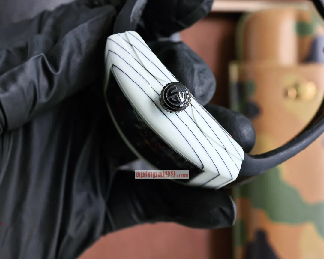 新品フランクミュラーの新型V45 時計落書き美術シリーズ FM588229[4]