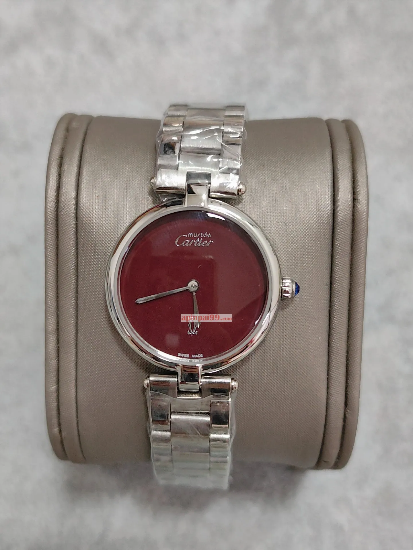 カルティエスーパーコピーの新作時計ラウンドダイヤル ヴィンテージ W140057[1]